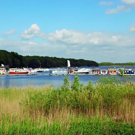 Apartamento In Am Mueritzsee